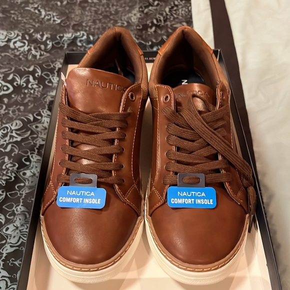 Nautica Men's Brown Casual Sneakers, size 10, new with tags - Picture 2 of 6